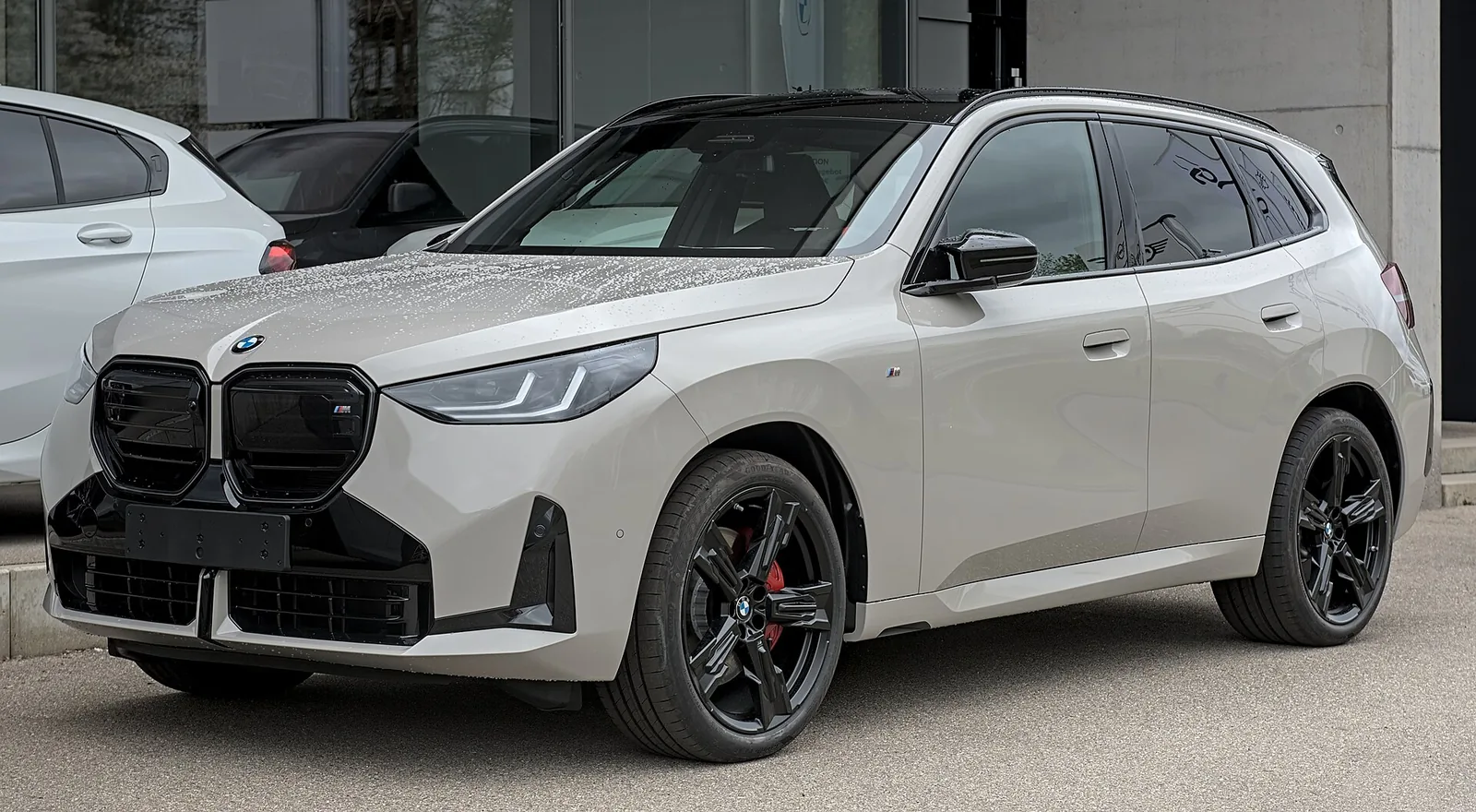 Light gray BMW X3 M50 compact luxury SUV, a garage-friendly pick for Manhattan Beach
